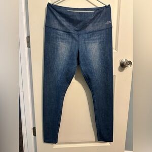 The North Face Women's Dark Blue Jeggings